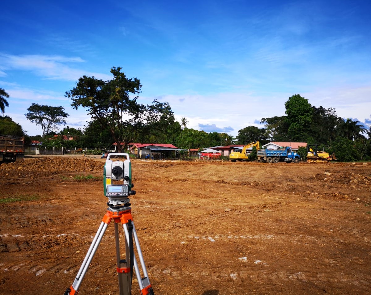 Servicios de topografía,agrimensura,peritajes,ingeniería civil y consultorías